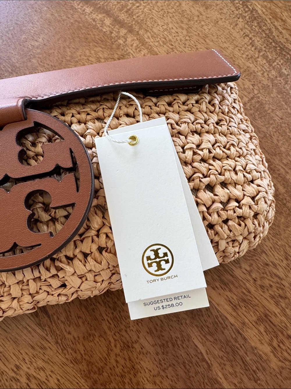 Tory Burch Tan Straw Logo Clutch - Picture 2 of 2